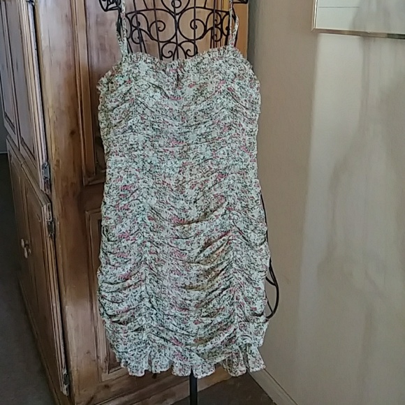 Forever 21 twist mini dresses. - Picture 1 of 4